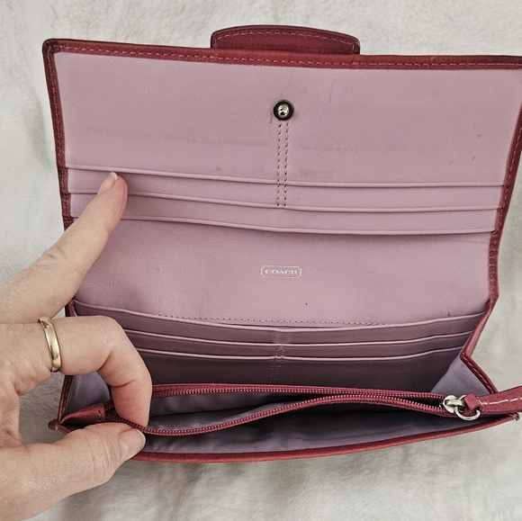 Coach Signature canvas/leather wallet GUC - Picture 5 of 5